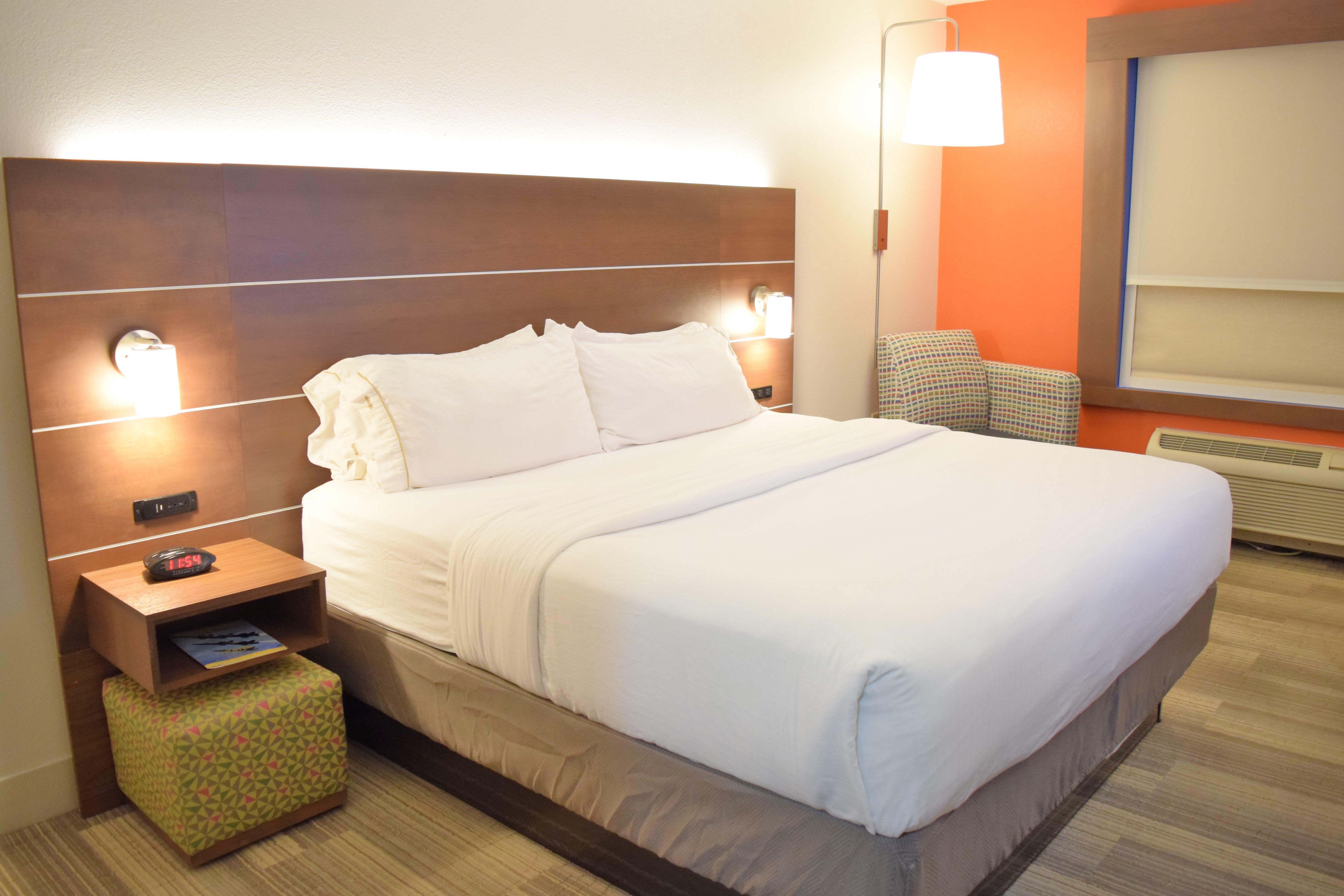 Holiday Inn Express & Suites Pensacola West I-10, An Ihg Hotel Ngoại thất bức ảnh