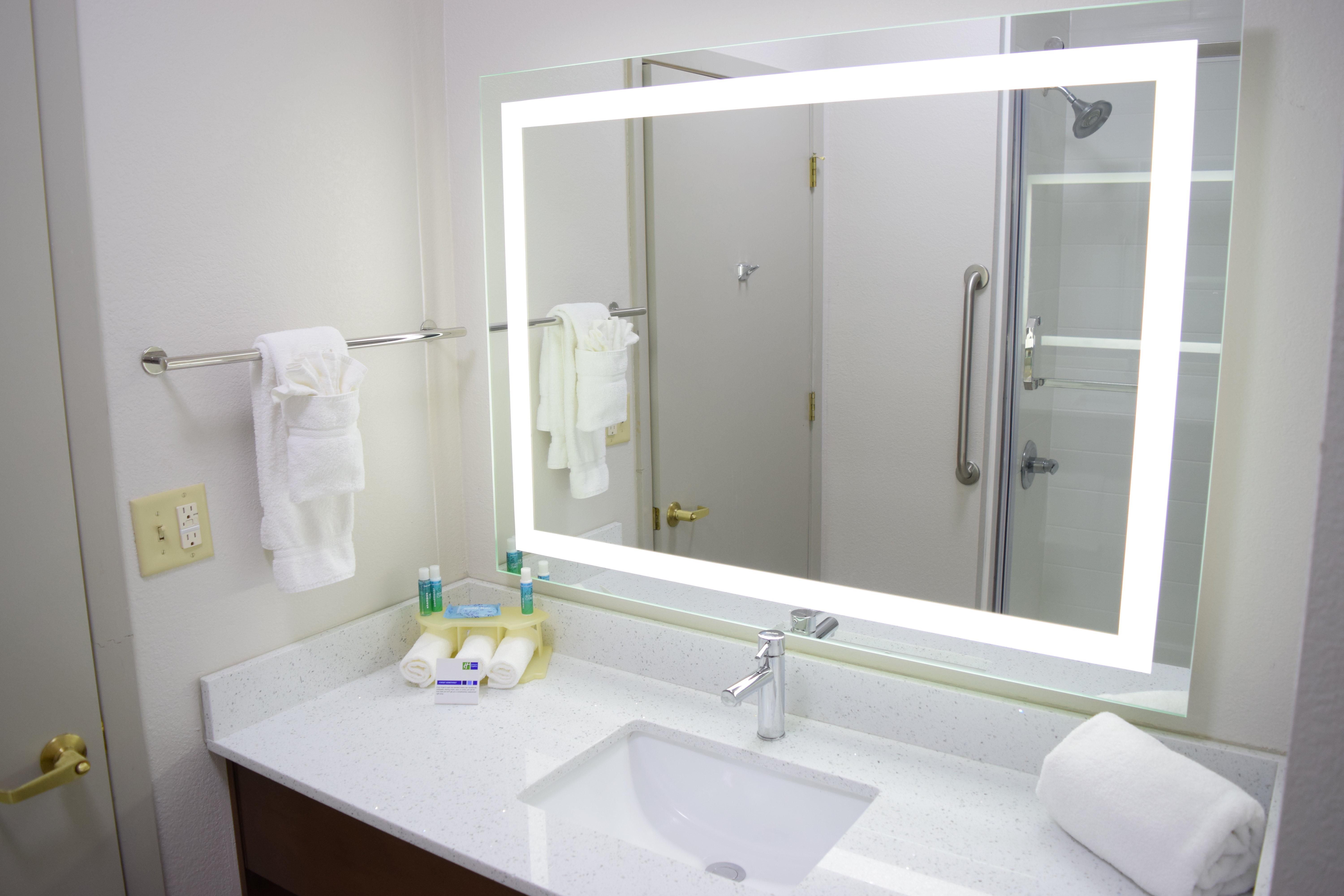 Holiday Inn Express & Suites Pensacola West I-10, An Ihg Hotel Ngoại thất bức ảnh