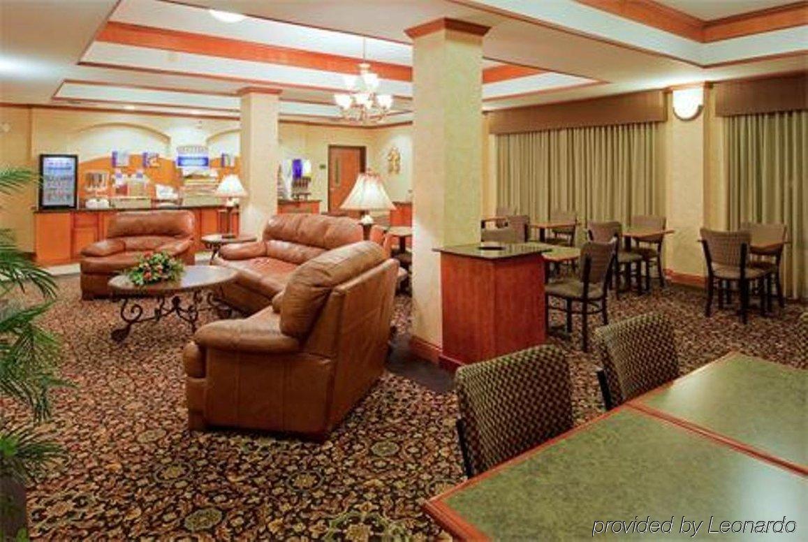 Holiday Inn Express & Suites Pensacola West I-10, An Ihg Hotel Ngoại thất bức ảnh